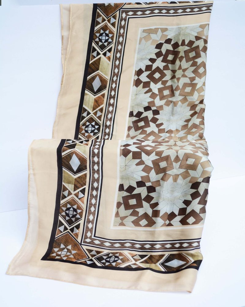 Vela Damasq Silk Square